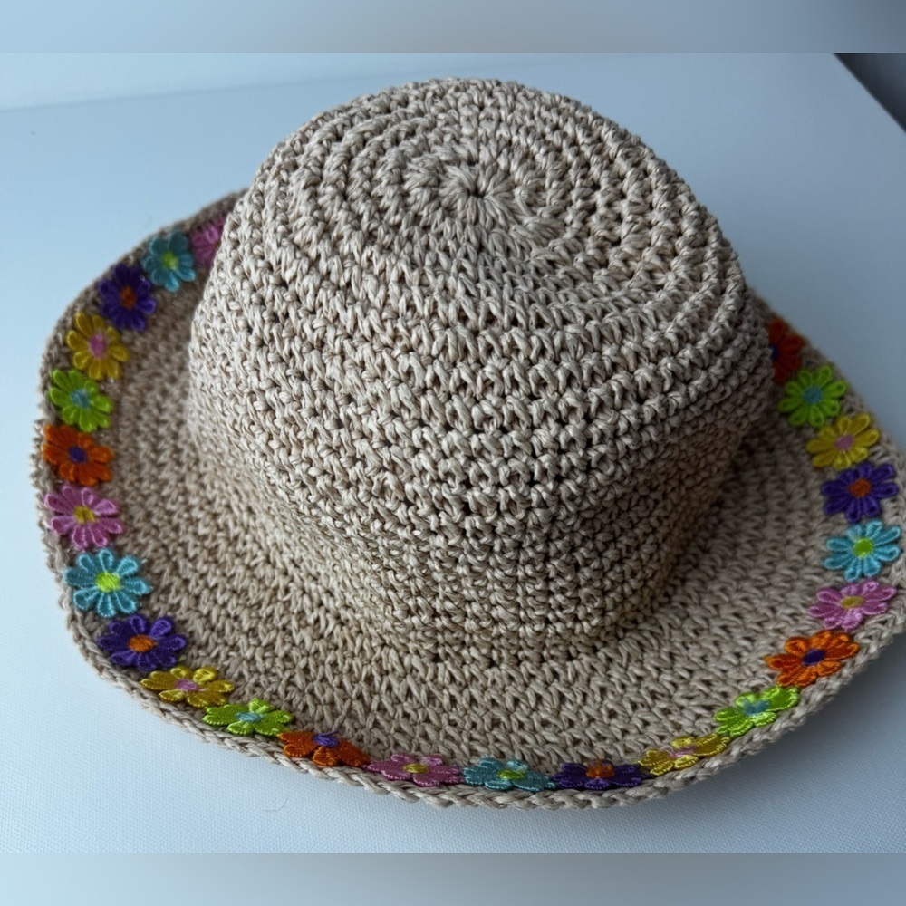 Kids Floral Crochet Hat - Picture 6 of 9